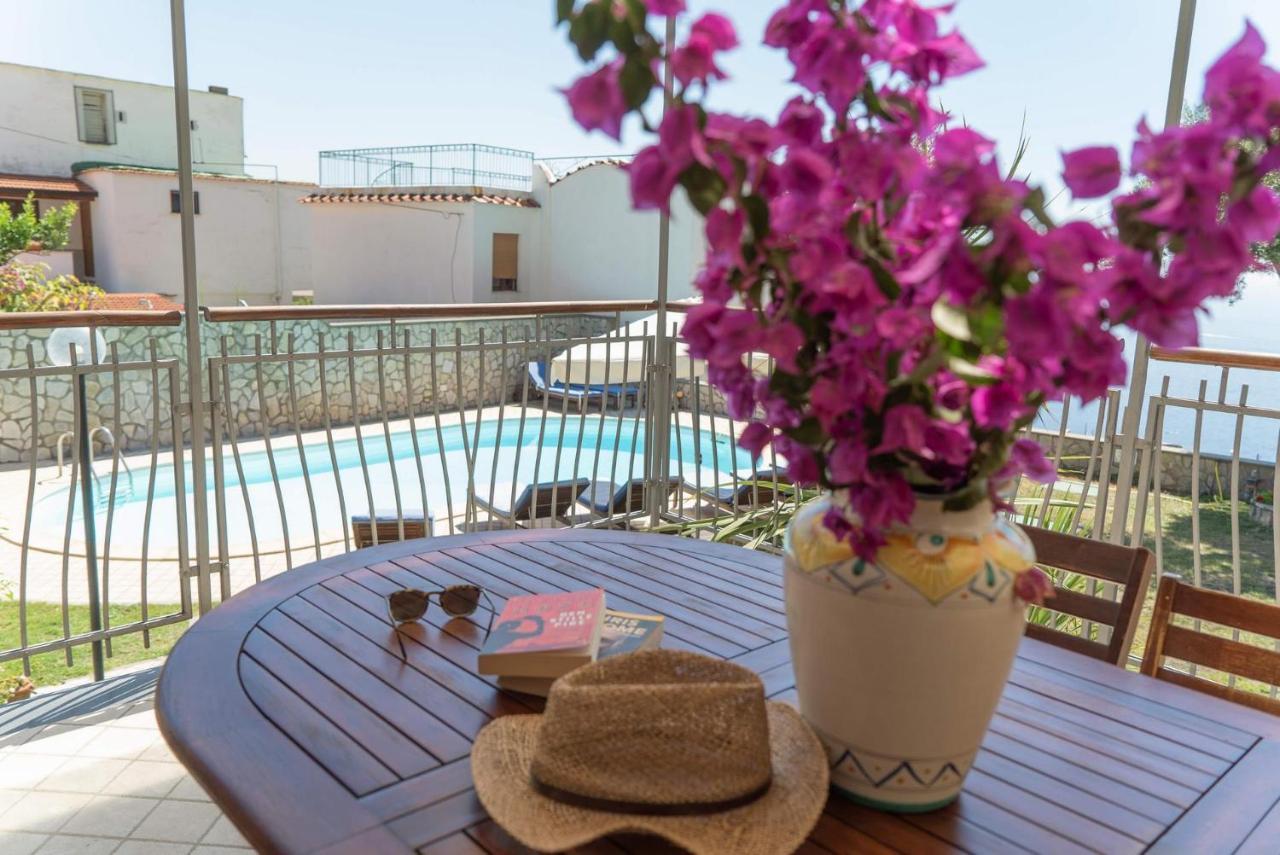 Olga'S Relais Aparthotel Massa Lubrense Kültér fotó