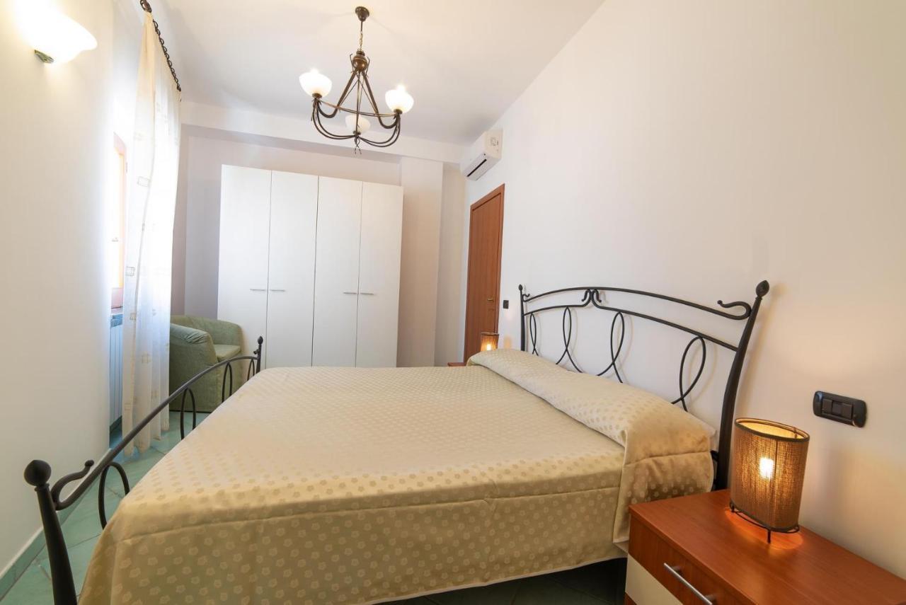 Olga'S Relais Aparthotel Massa Lubrense Kültér fotó